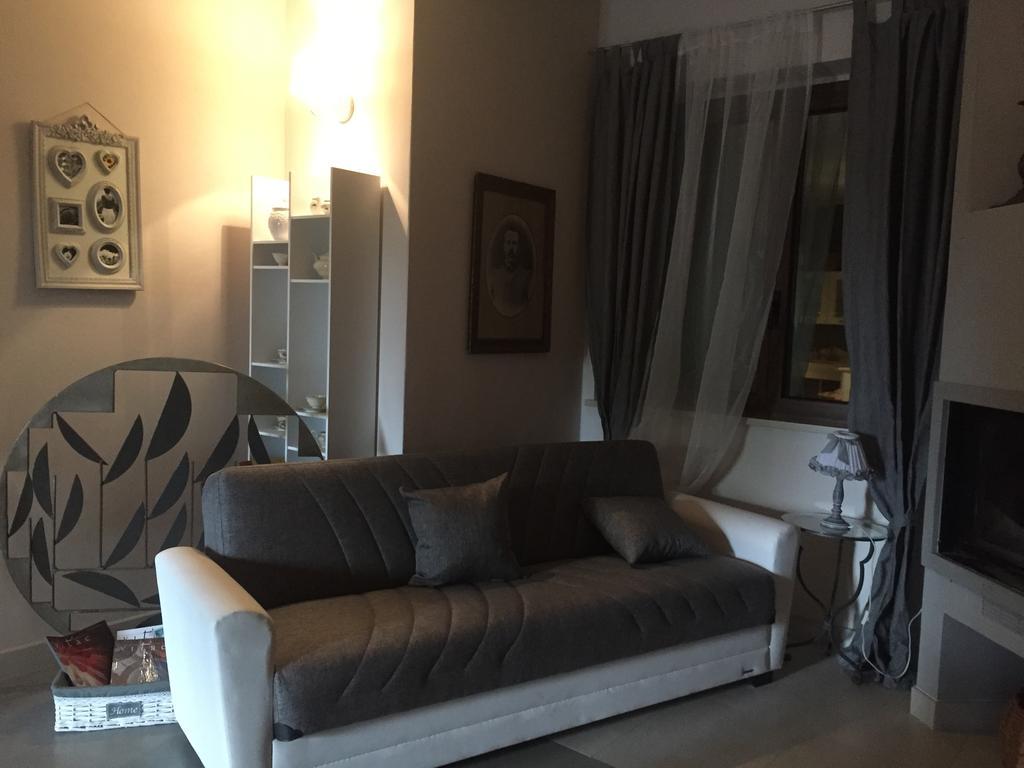 Appartamento Dell Agriturismo Pane E Olio 托迪 外观 照片